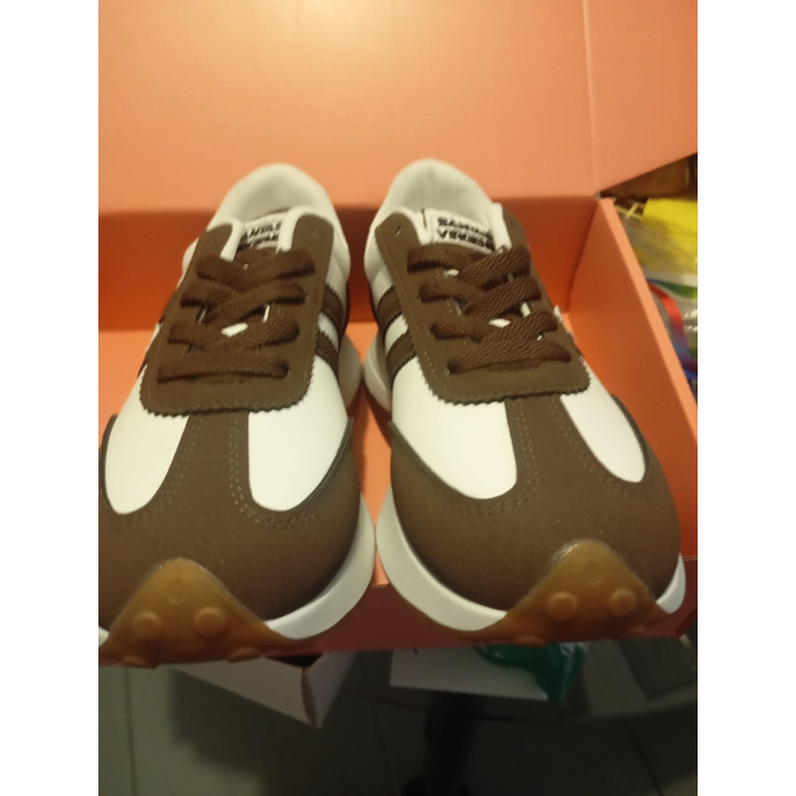 Comfortable Unisex Sneakers Santas Virgens White Coffee
